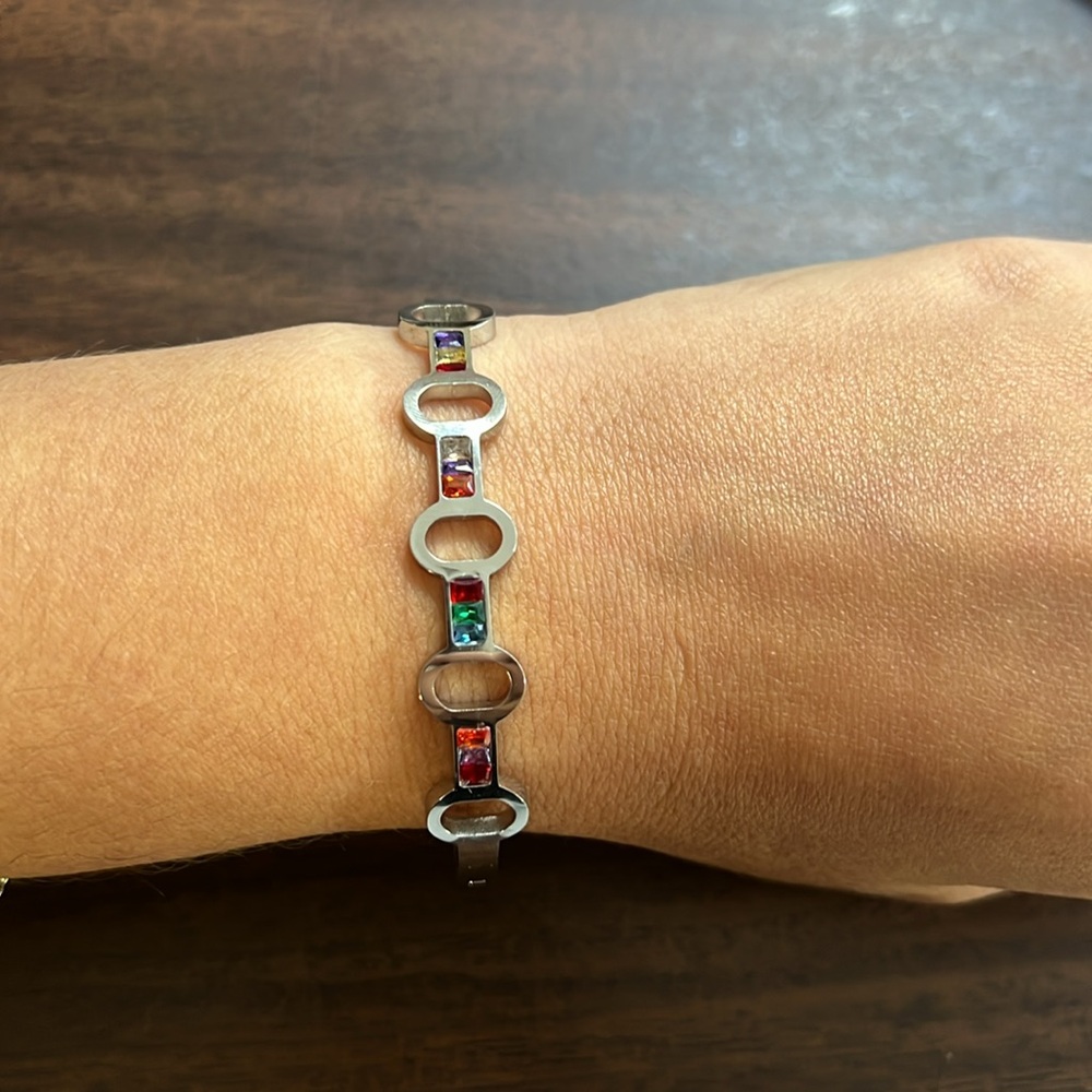Stainless steel multi color round bangle bracelet - Picture 2 of 2